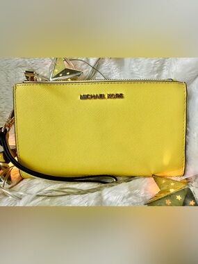 Michael Kors Lg. Jet Set Double Zip Saffiano Leather Wristlet/Clutch